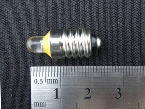 LED豆電球 きらびあ E10/13型 DC1.0-3.5V 中+外- ∅5.0黄橙色15°17cd 1個パック B品