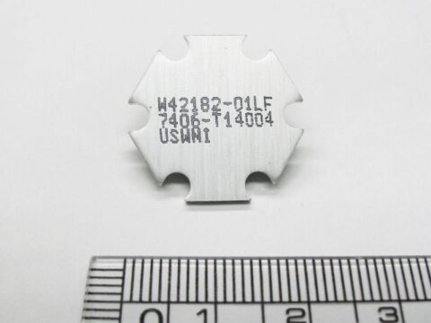 P4 Star 白色127°1W LED 6300-7000K,91-118lm,3.00-3.25V@350mA Seoul Semicon W42182-01LF-USXOH 1個パック